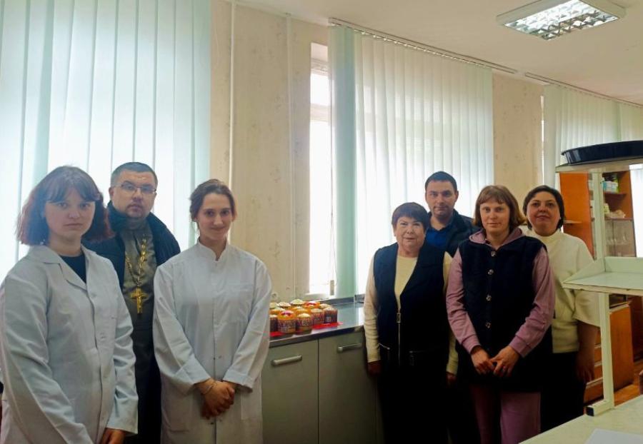 група людей