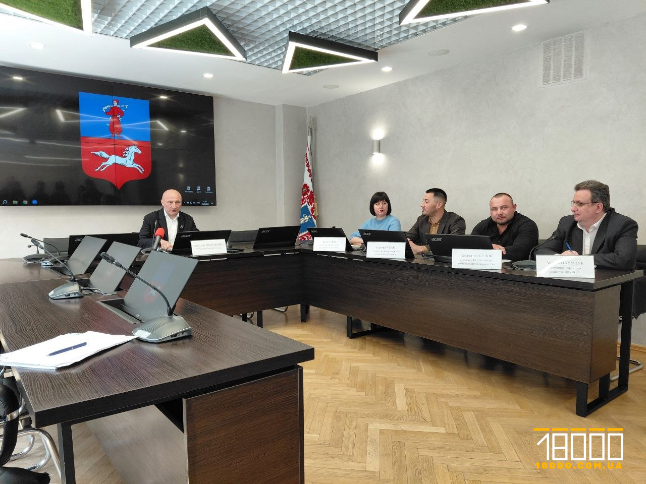 До початку зими всі дитсадки і школи будуть забезпечені альтернативними джерелами живлення, – мер Черкас