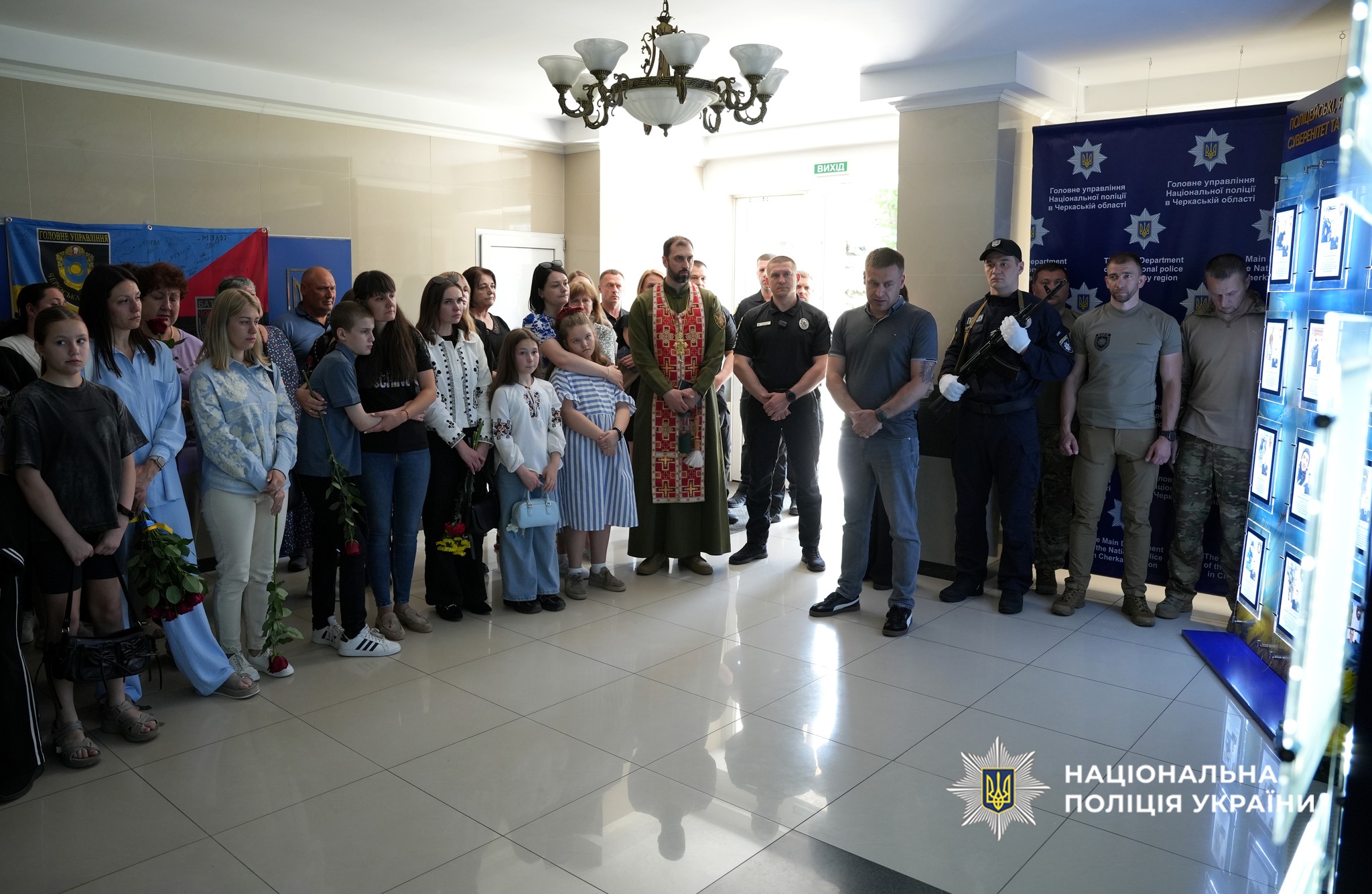 Пам’ятну інсталяцію на честь загиблих правоохоронців відкрили у Черкасах