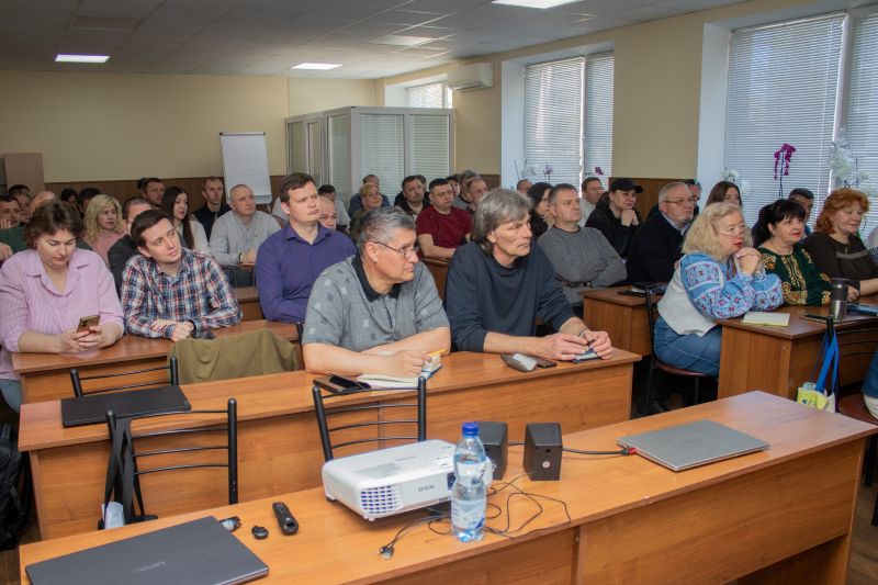 Для вчителів «Захисту України» відбулися навчання на Черкащині
