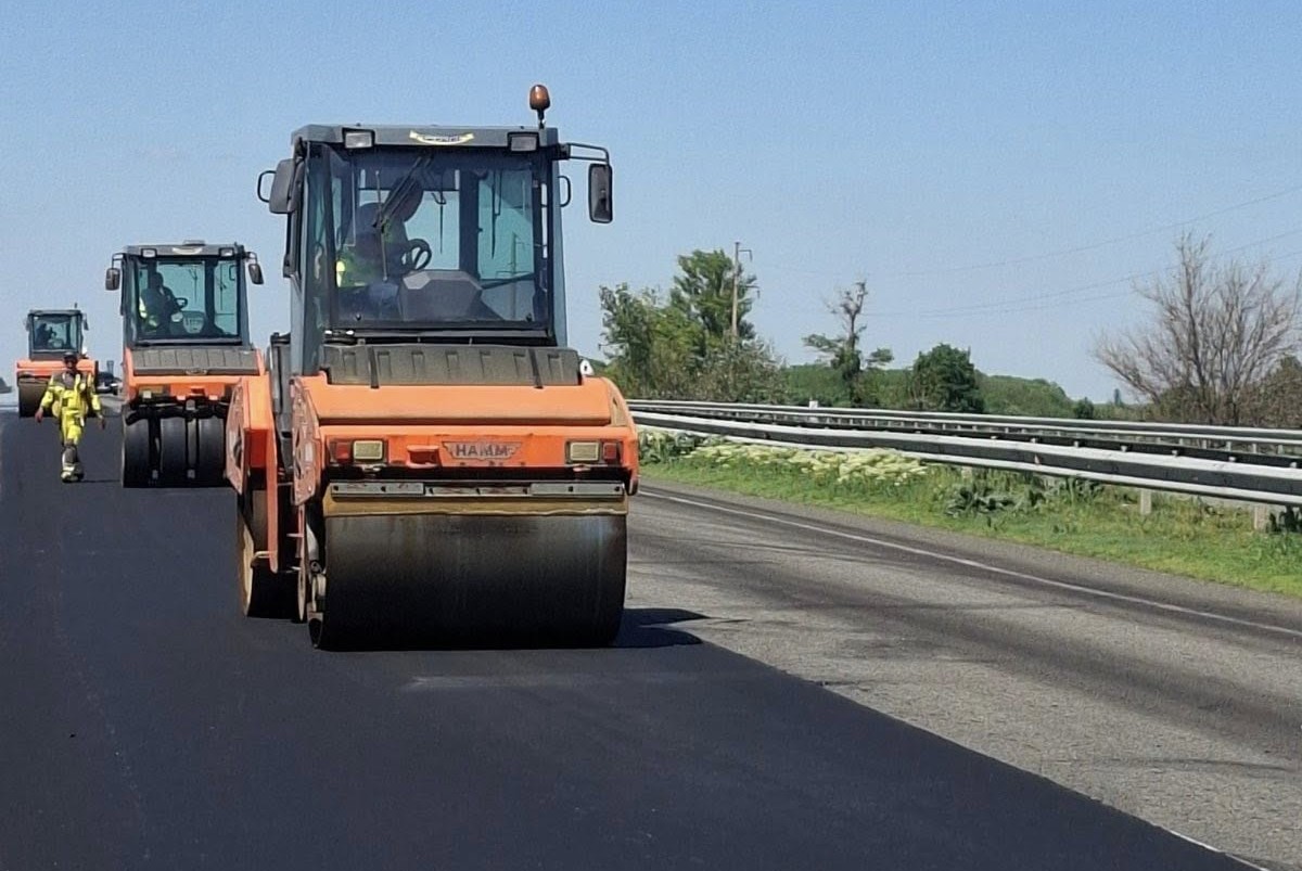 На дорозі з Черкас до Сміли знову діє реверс: ремонт траси триває