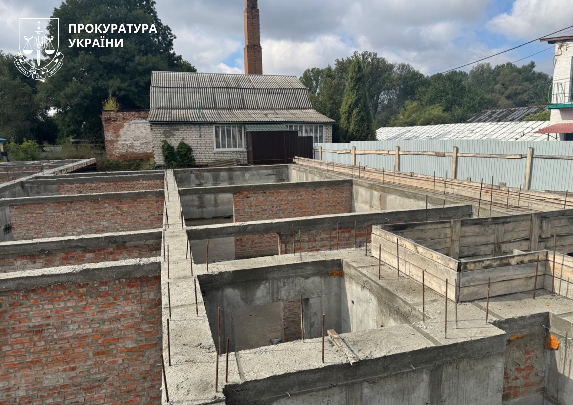На Черкащині від підрядника вимагають 4,5 млн грн штрафу за затримку будівництва укриття