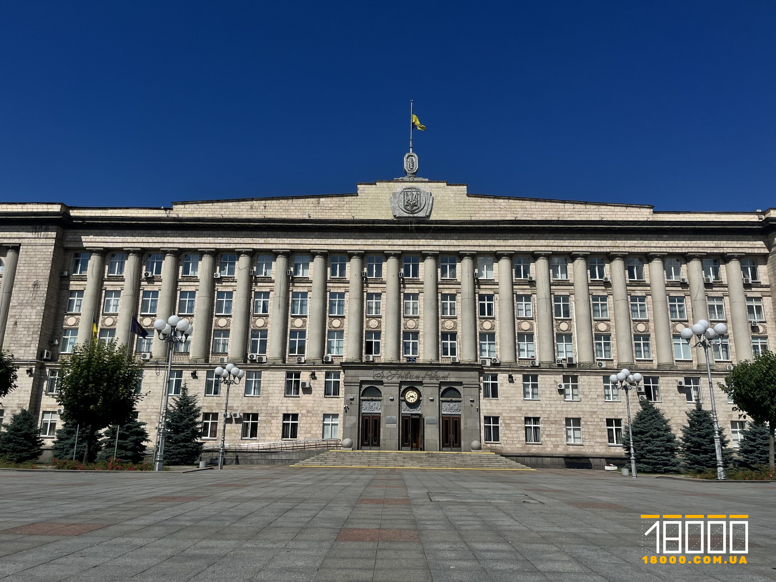 Будівля Черкаської ОВА