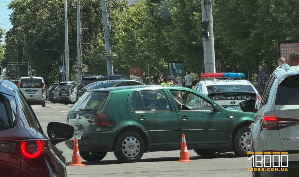 Поблизу черкаської мерії сталася ДТП