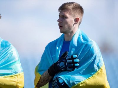 Голкіпер Владислав Рибак