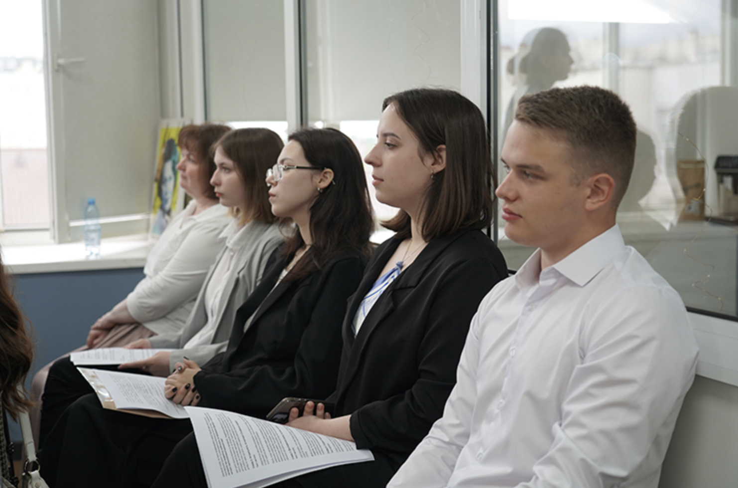 Студенти під час захисту диплому