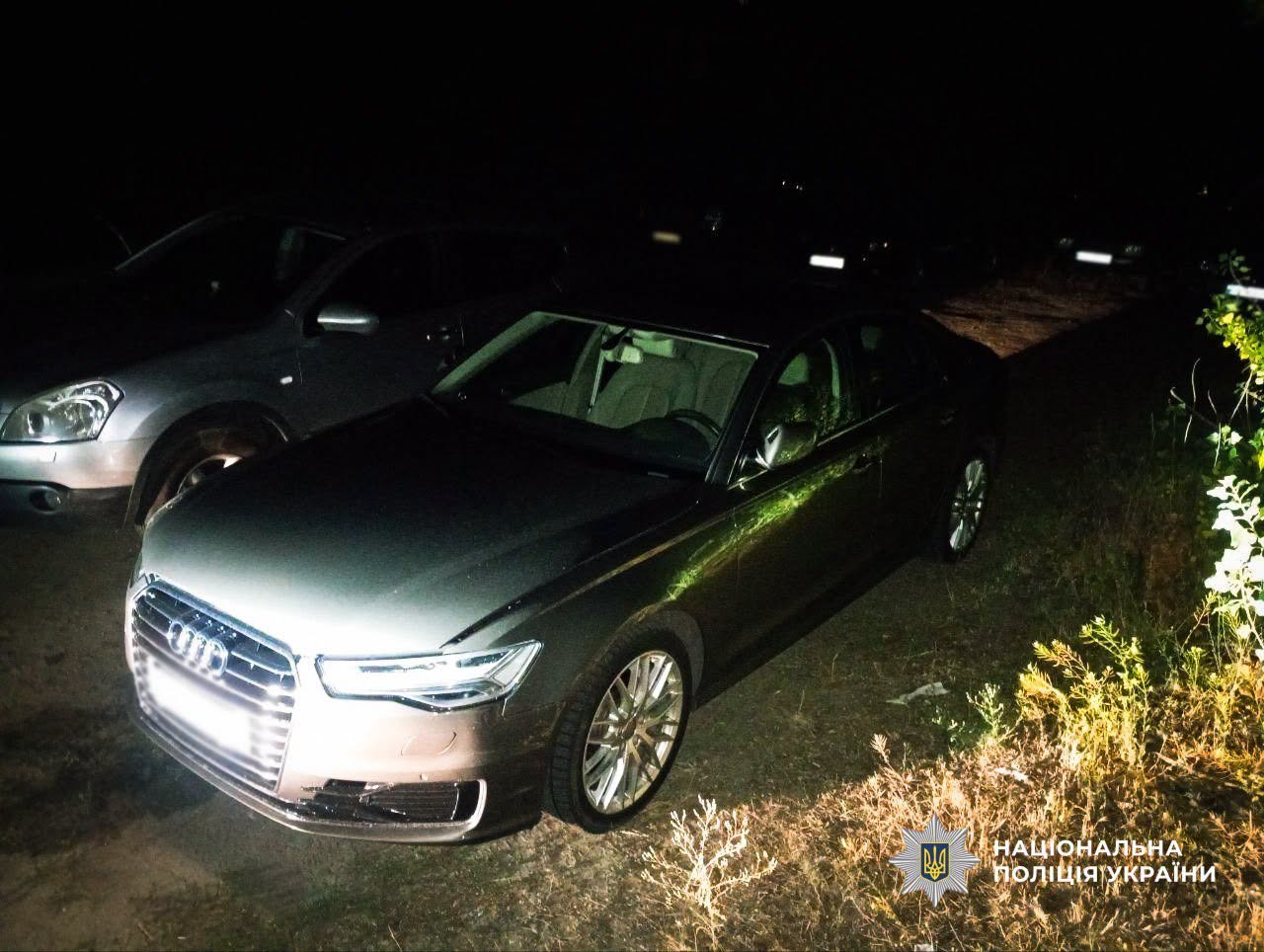 Вісімнадцятирічного хлопця підозрюють у підпалі «Ауді» у Черкасах