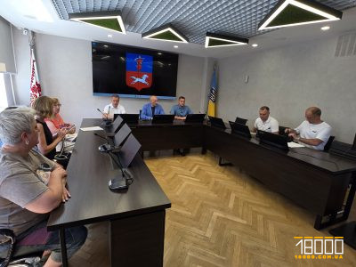 громада під час зібрання