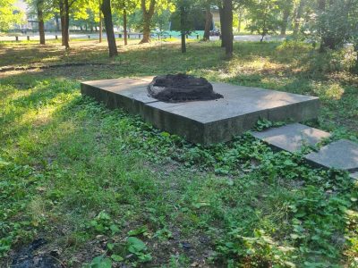 Демонтований Пушкін у Кам'янці