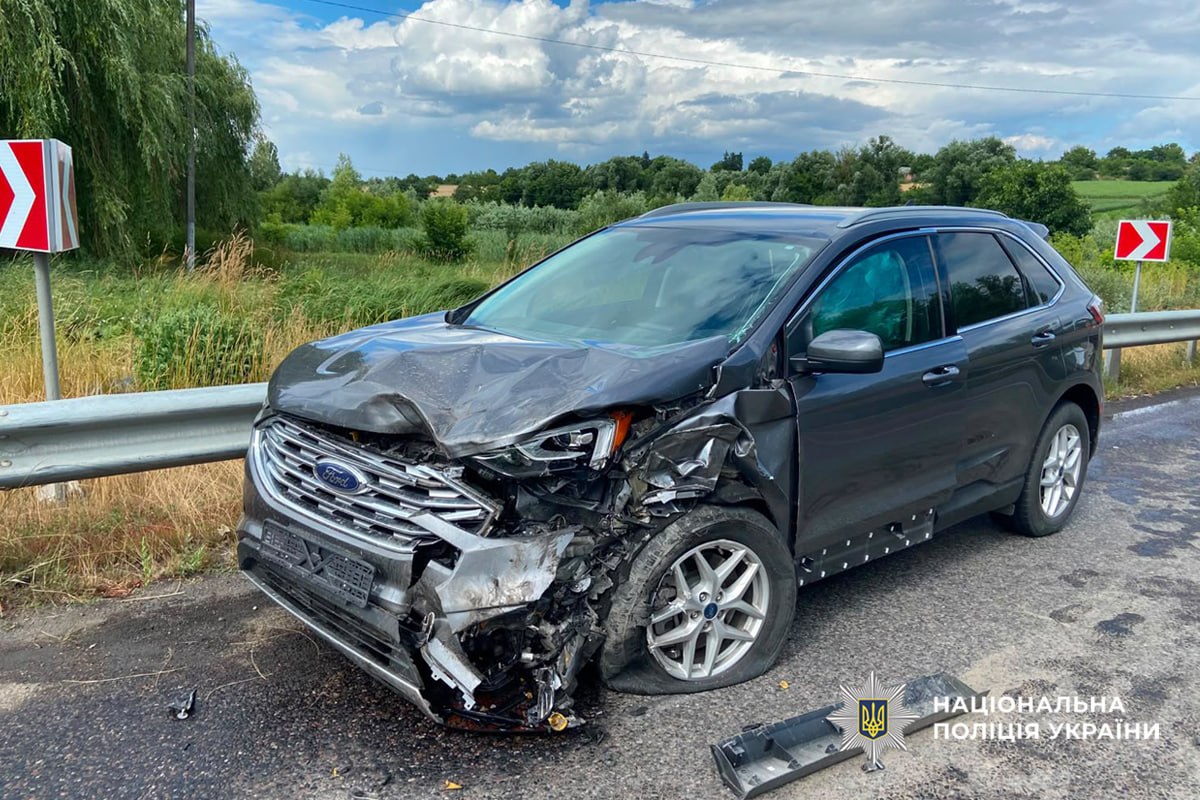 розбита автівка на Уманщині