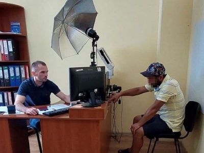 Іноземець, який незаконно жив на Черкащині
