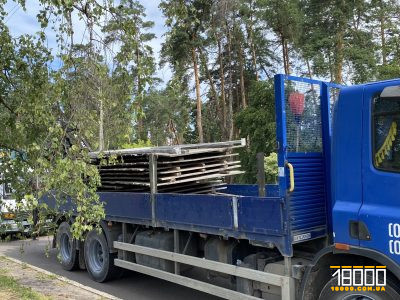 техніка, яка приїхала на Лісову Просіку