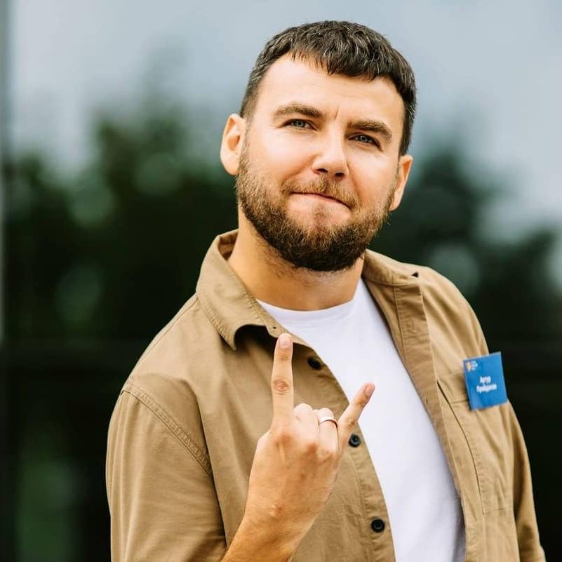 Артур Пройдаков - вчитель мови та літератури, увійшов у топ-10 учителів світу