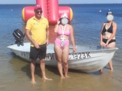жінки на пляжі в Черкасах