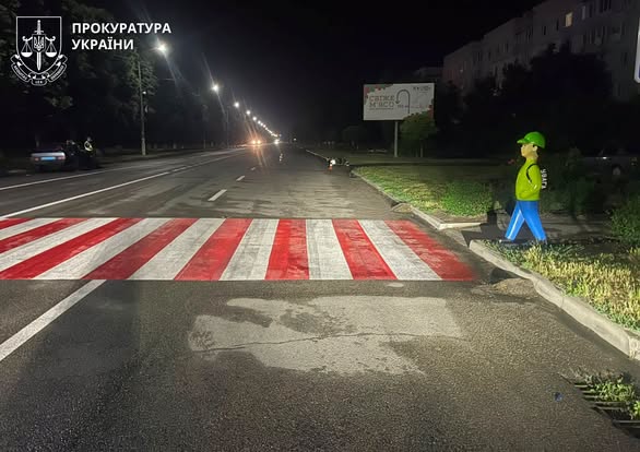 Мотоцикліста, який збив двох дівчат у Чорнобаї, судитимуть