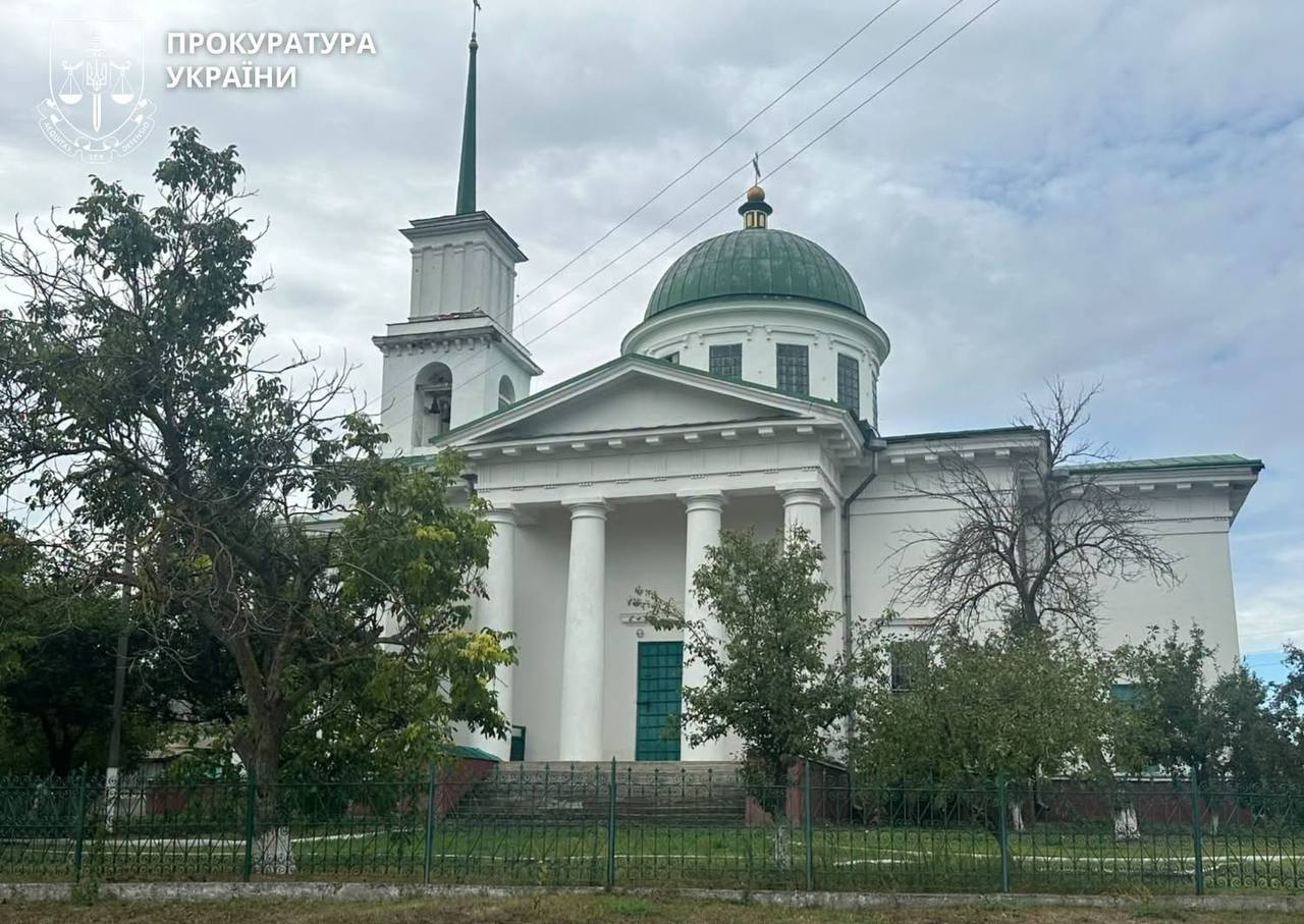Церкву на Черкащині оформили у приватну власність за рішенням про преміювання сільського голови