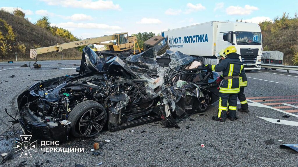 автомобіль
