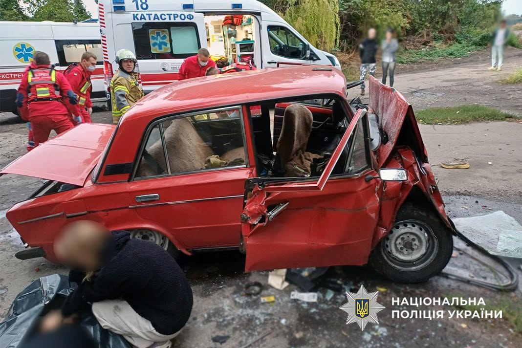 пошкоджене авто в ДТП