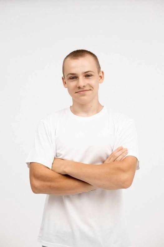 Денис Різник
