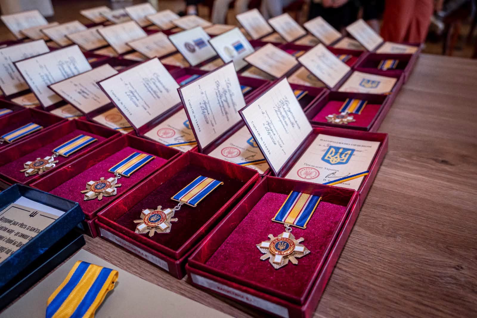 Двох загиблих захисників відзначили держнагородами на Черкащині
