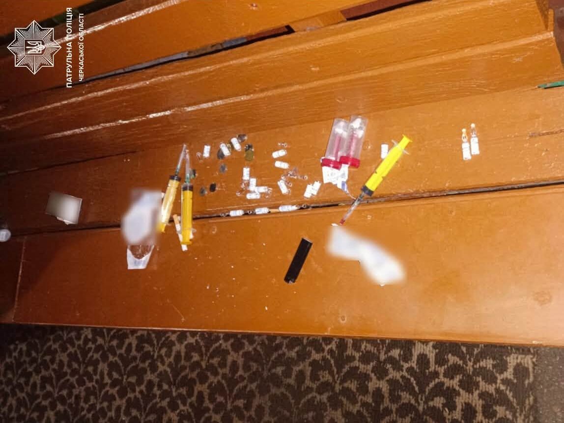 у черкасців виявили речовини, схожі на наркотики