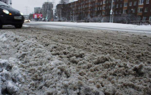 дорога в снігу