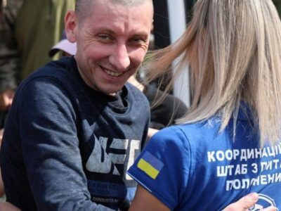Звільнений з полону захисник