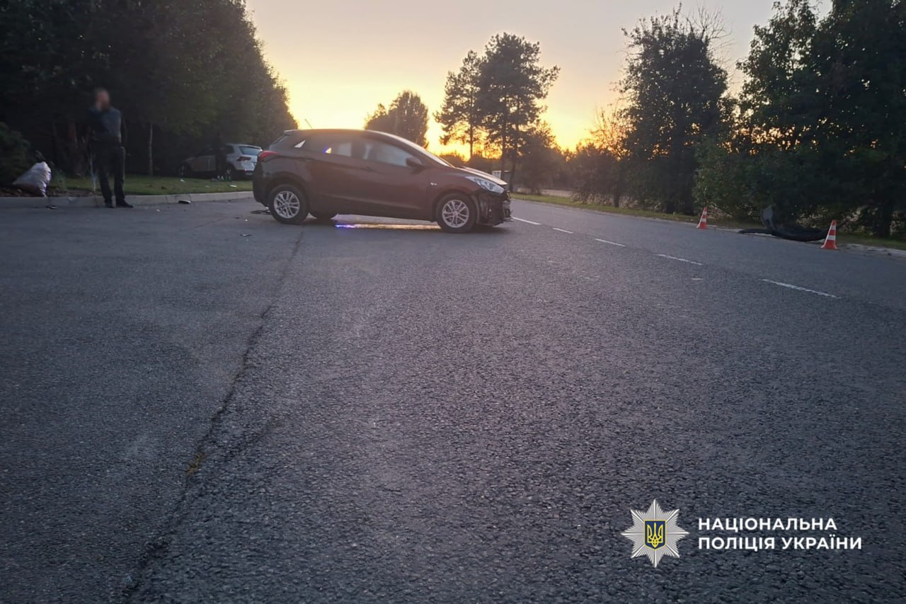 Пошкоджений автомобіль у ДТП