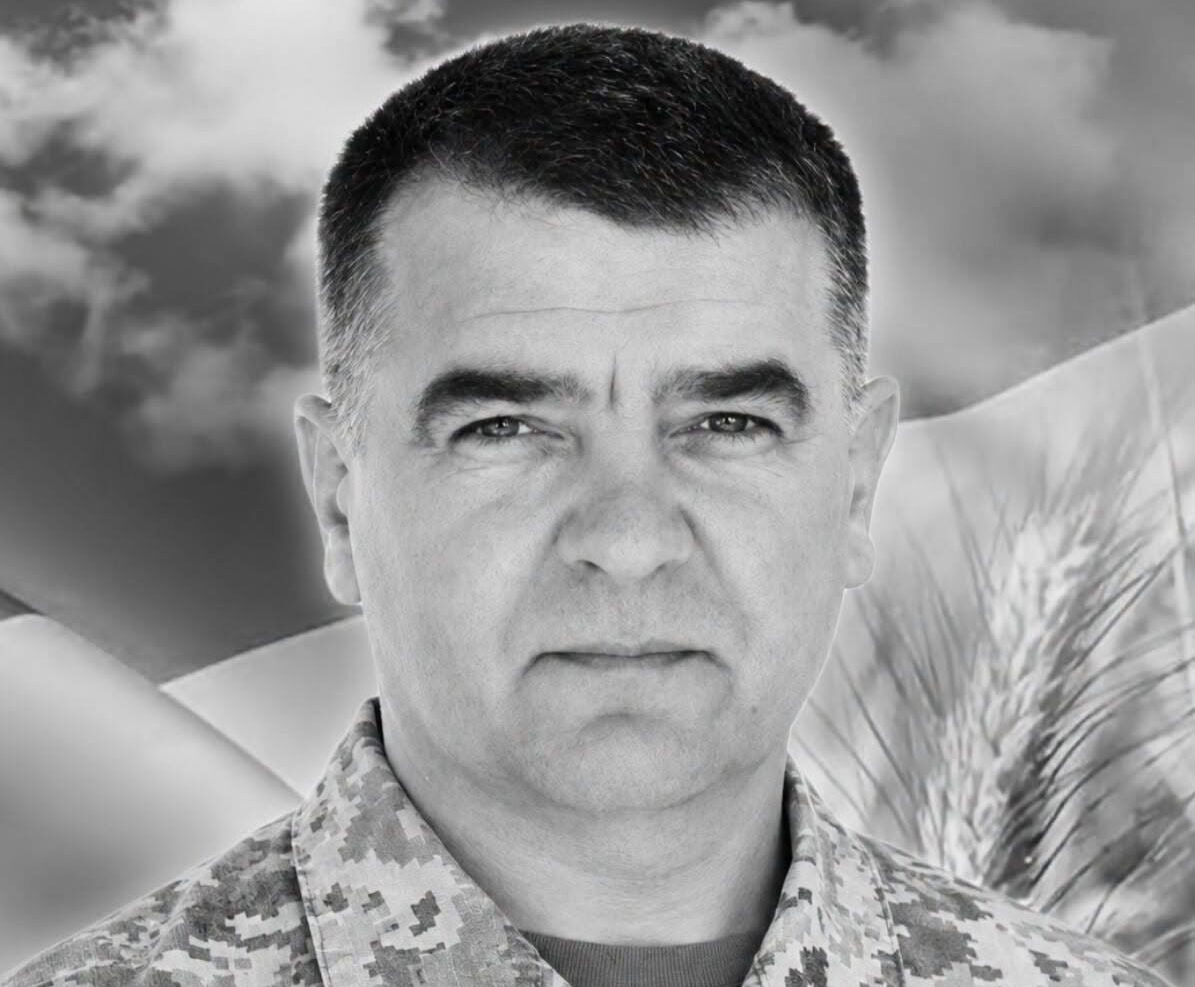 У Черкасах попрощалися з військовим