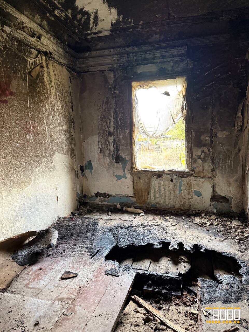 Стан історичної будівлі після пожеж