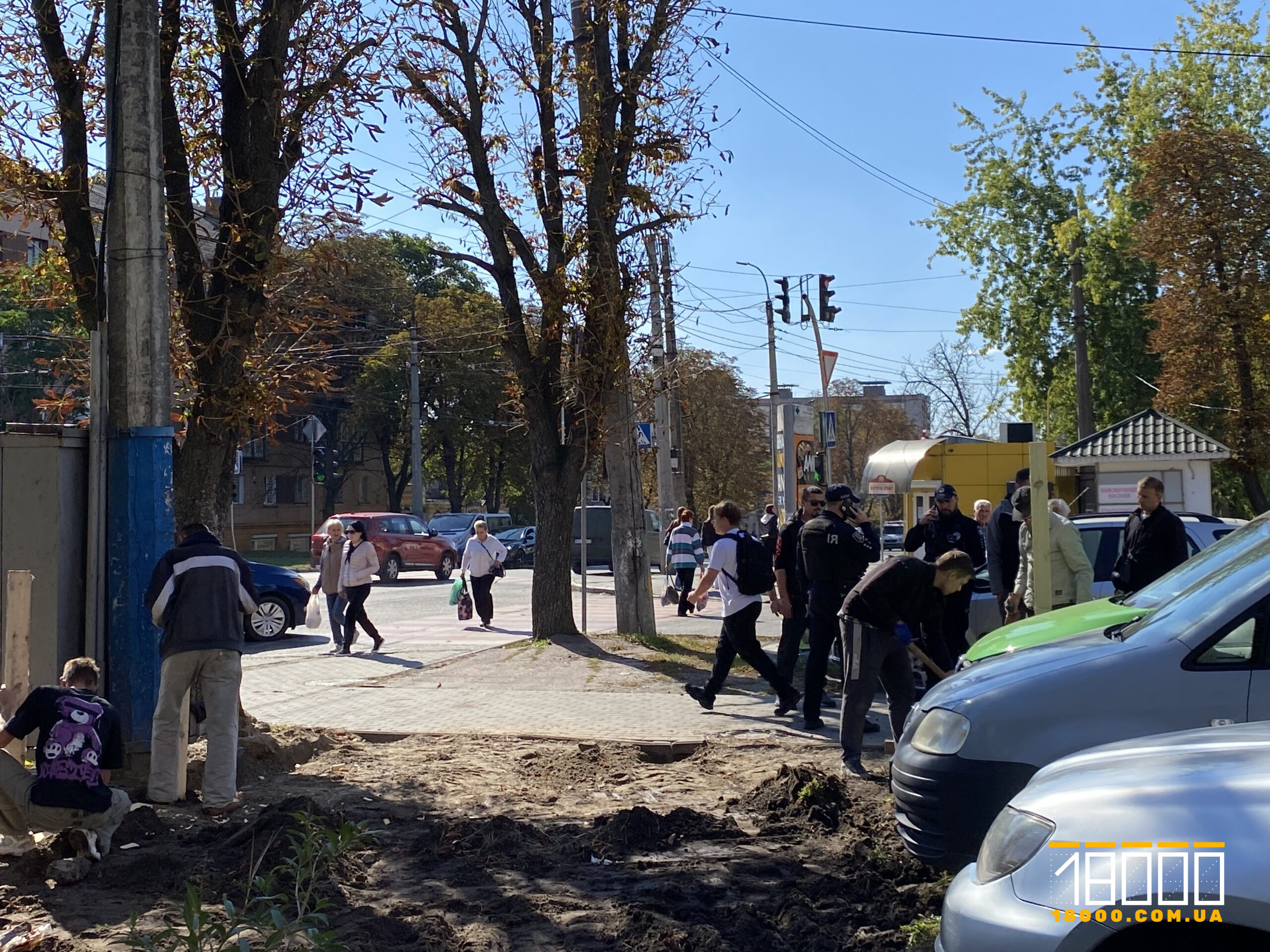 зведення кіоску в Черкасах