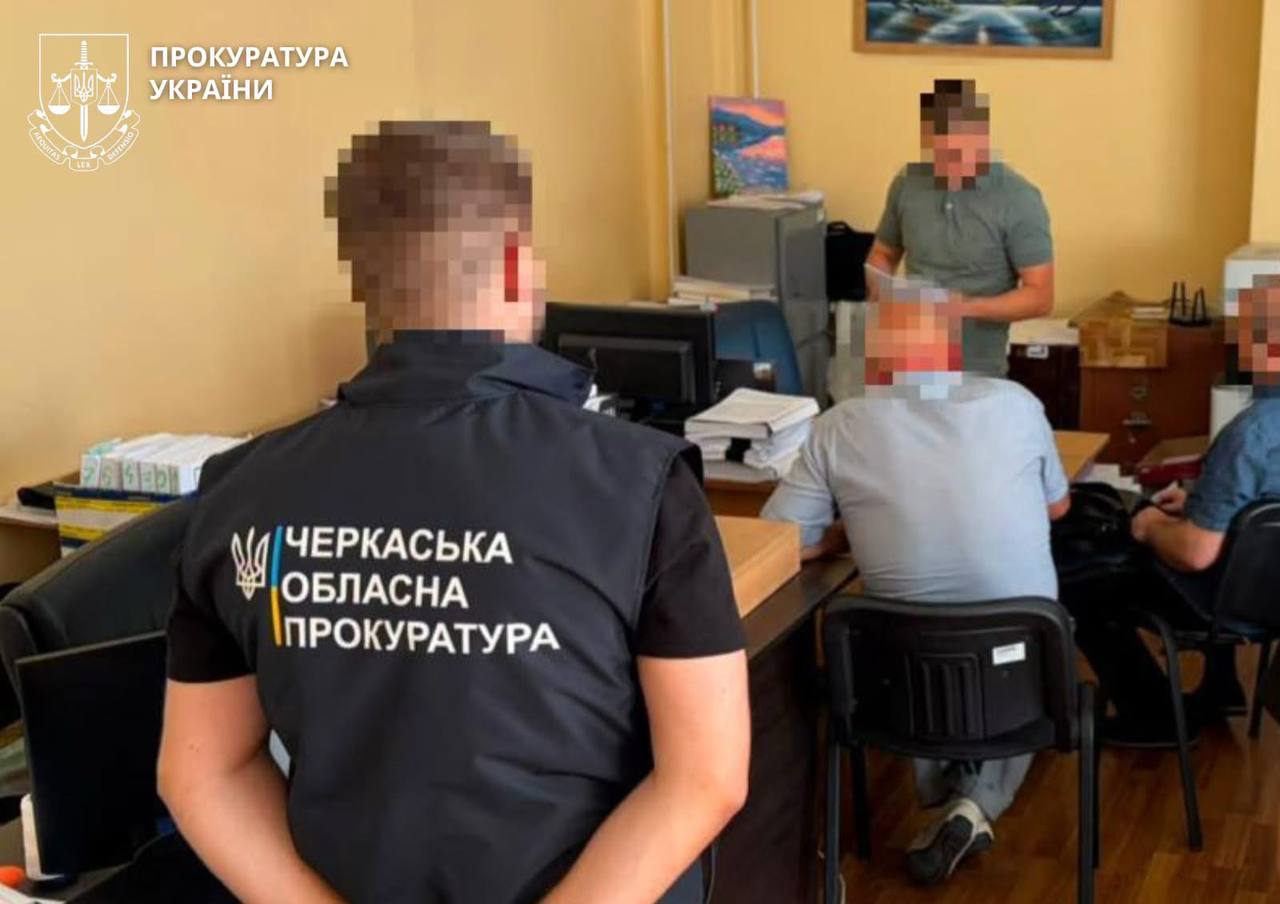 На Черкащині судитимуть п’ятьох людей у справі про збут наркотиків